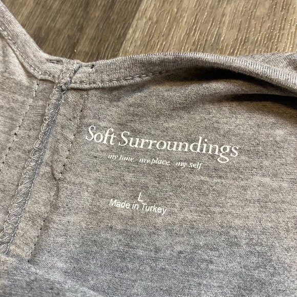 Soft Surroundings Long Sleeve Tunic Zip Back Size Large Light Heather Gray - Picture 3 of 6